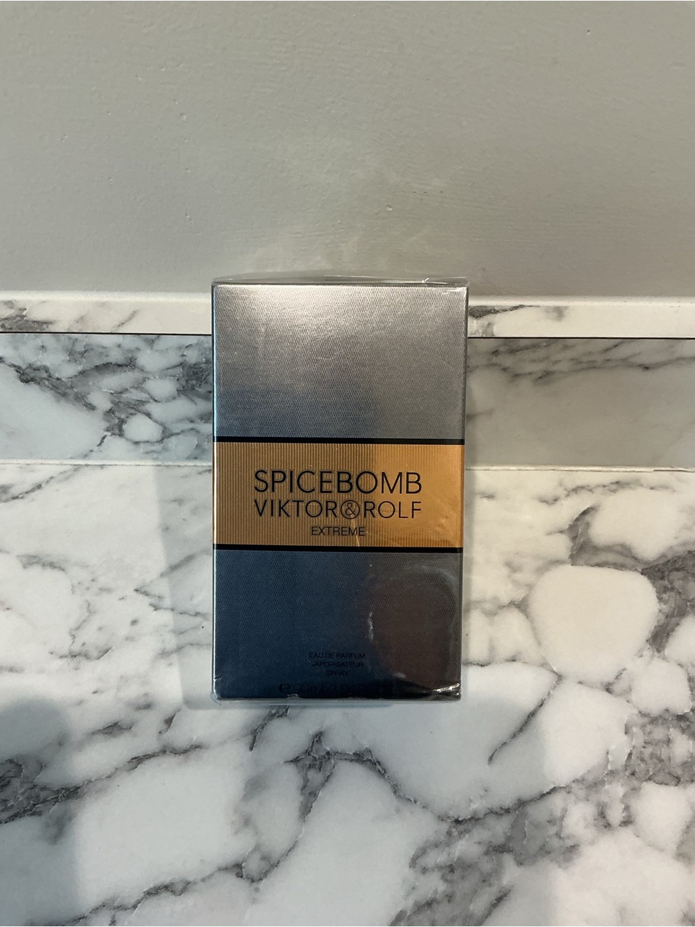 Viktor & Rolf Spicebomb Extreme Box - Silver & Gold Accents